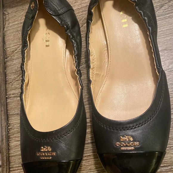 COACH Bonnie black flats - size 7 - Picture 10 of 11
